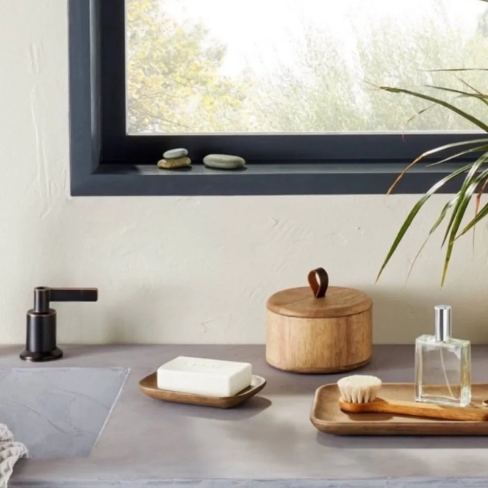 NWT Casaluna Rubberwood Soap Dish